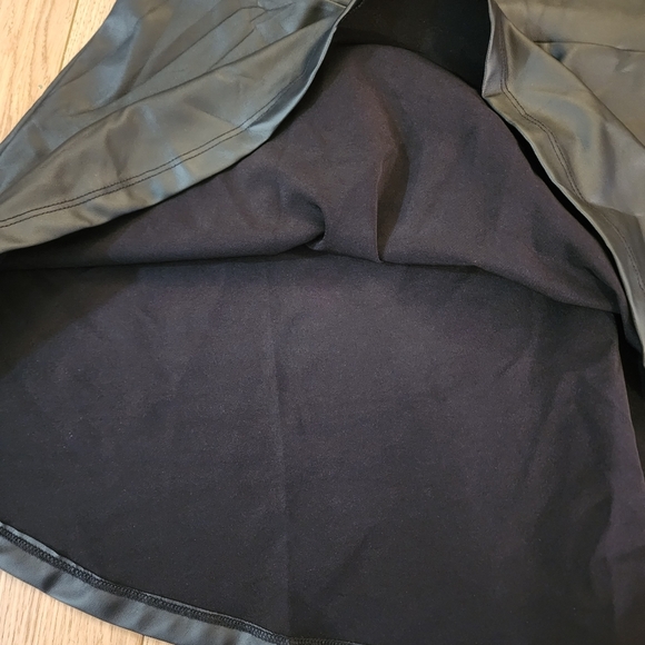 Torrid Black Peplum Blouse with Square Neck and Short Sleeves - Picture 4 of 12